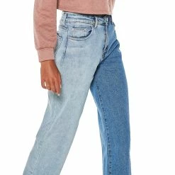 Cheap 🔔 Almost-Famous Clothing Juniors Almost Famous™ Two-Tone 90’s 👖 Jeans 🎁